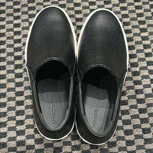Vince Black Slip-On Sneakers